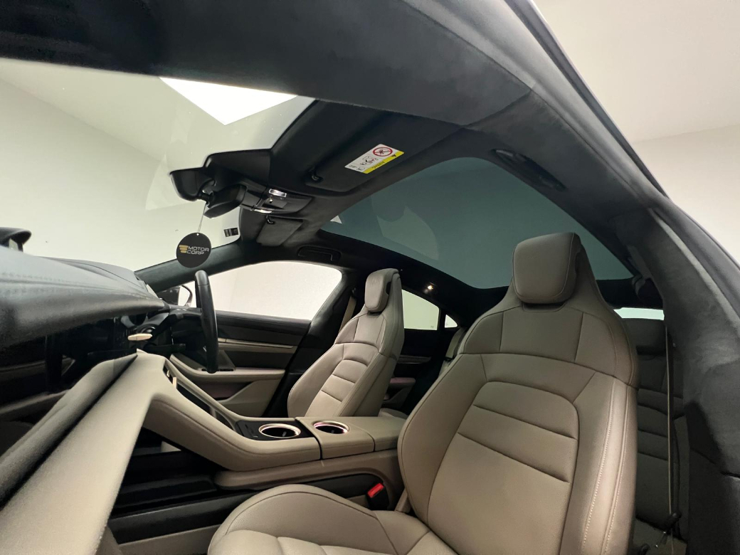 2023 Porsche Taycan