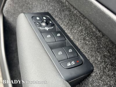 2023 Volvo C40