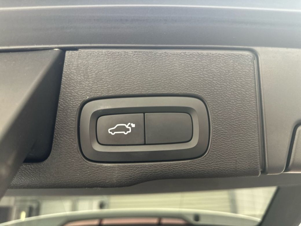 2022 Volvo XC60