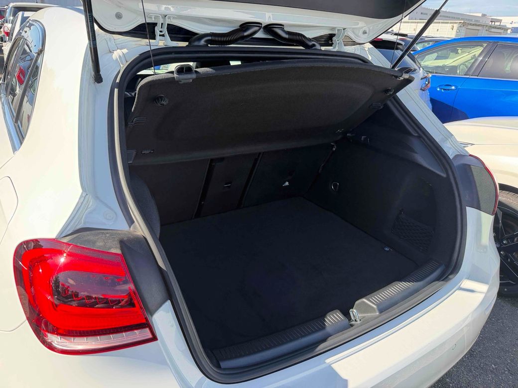 2020 Mercedes-Benz A 200