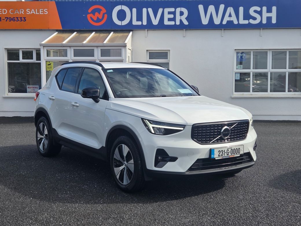 2023 Volvo XC40