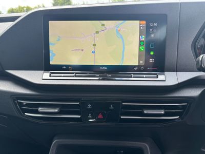 2025 Volkswagen Caddy Maxi Life