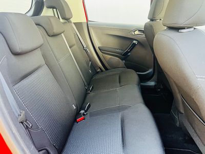2016 Peugeot 208