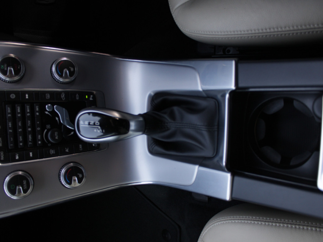 2016 Volvo V60 Cross Country