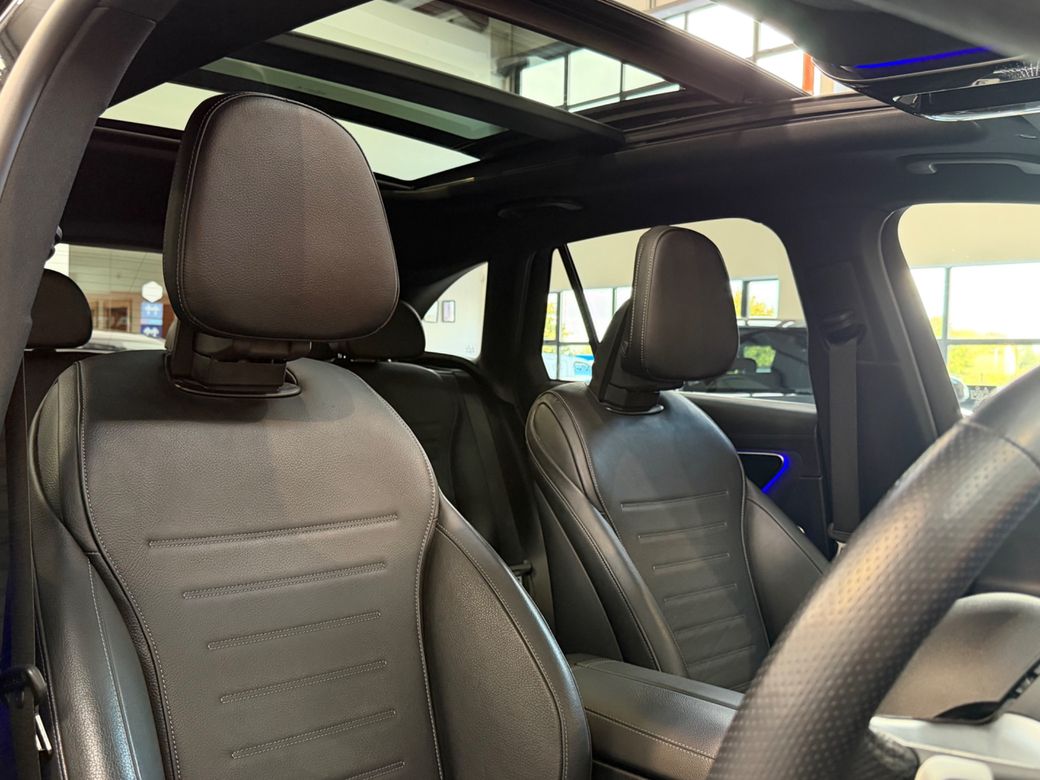 2023 Mercedes-Benz GLC Class