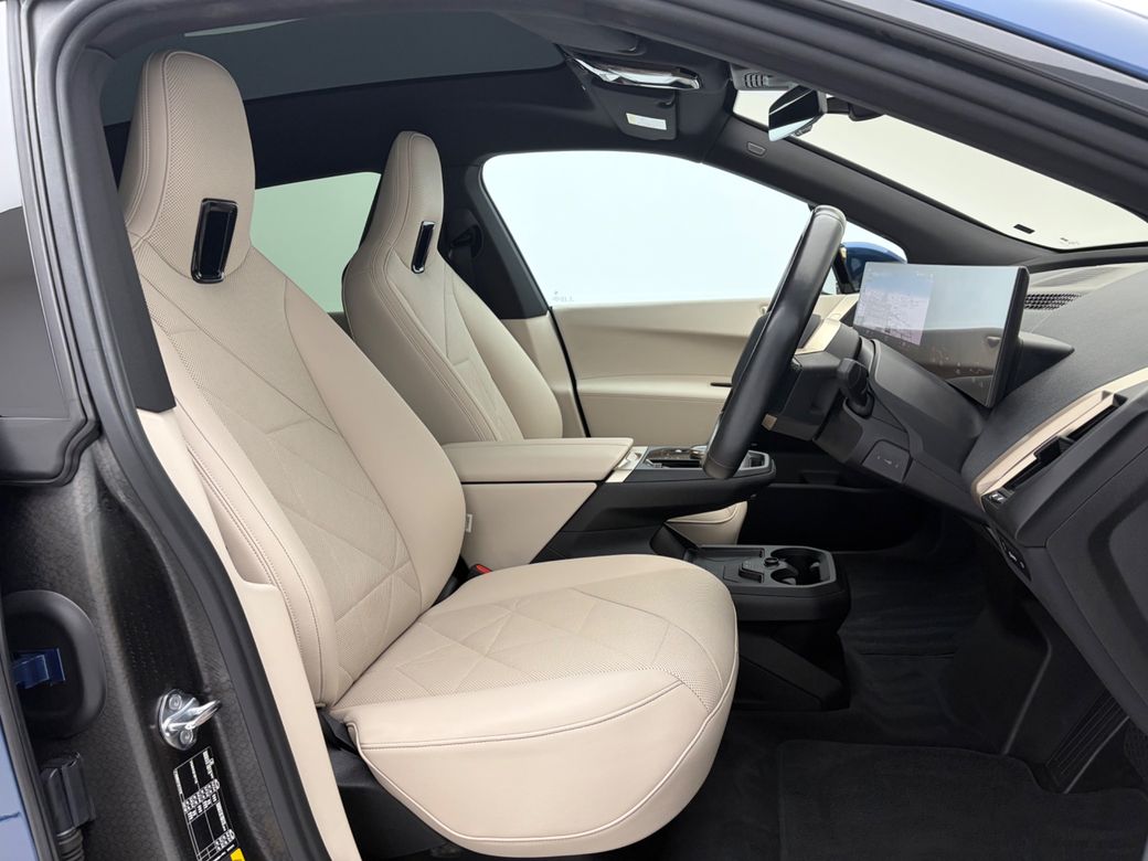 2023 BMW iX
