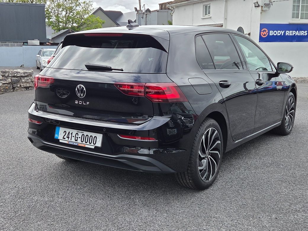 2024 Volkswagen Golf