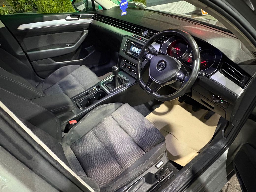 2016 Volkswagen Passat