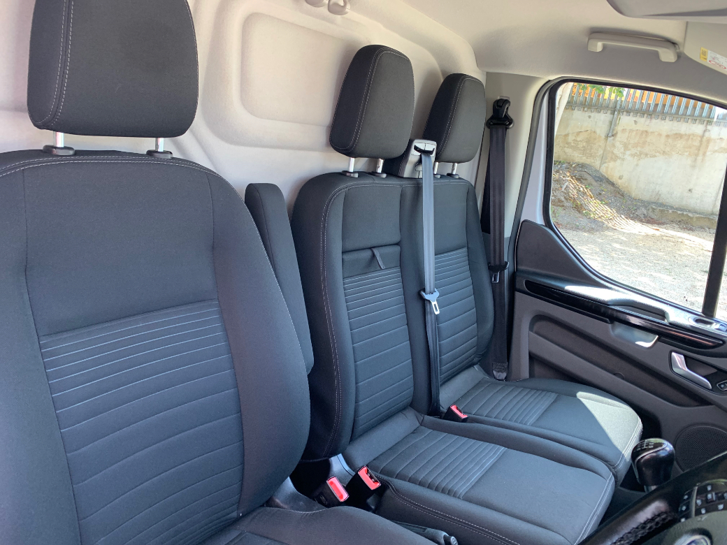 2022 Ford Transit Custom