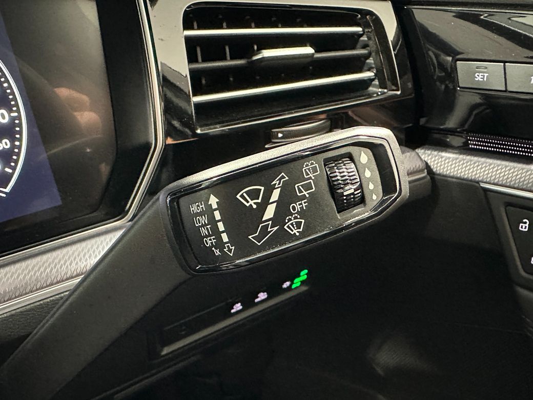 2022 Volkswagen Touareg