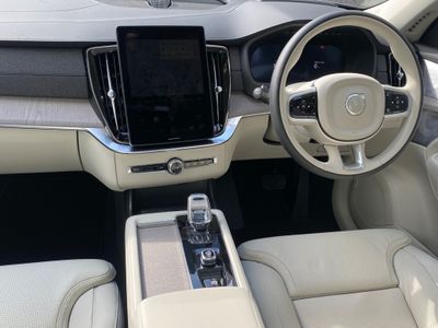 2025 Volvo XC90