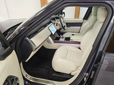 2025 Land Rover Range Rover