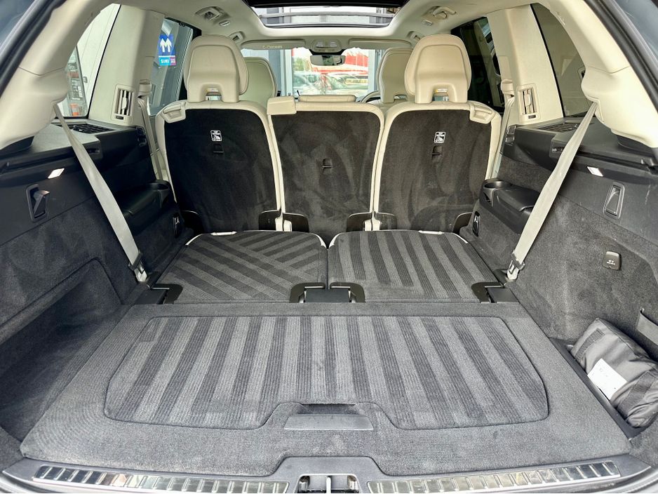 2022 Volvo XC90