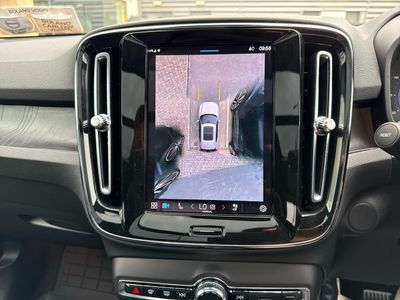 2023 Volvo XC40
