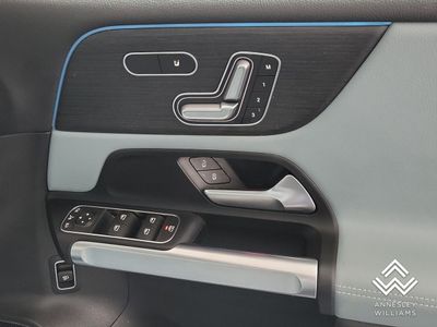 2025 Mercedes-Benz EQB