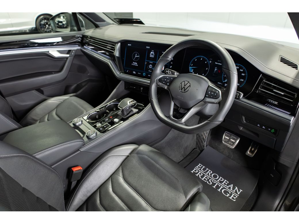 2025 Volkswagen Touareg