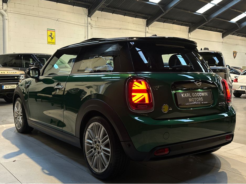 2024 Mini Hatch