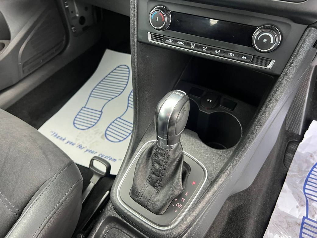 2017 Volkswagen Polo