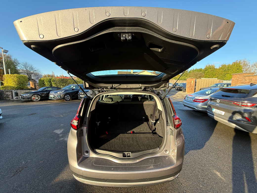 2020 Renault Grand Scenic