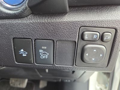 2016 Toyota Auris