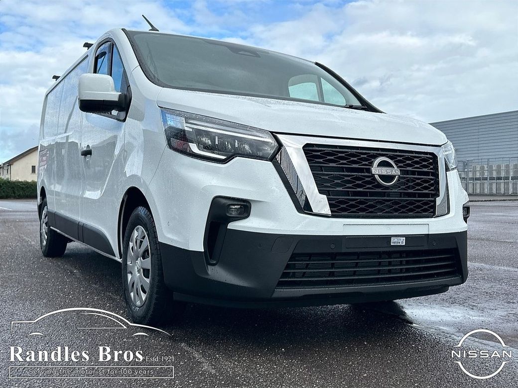 2025 Nissan Primastar