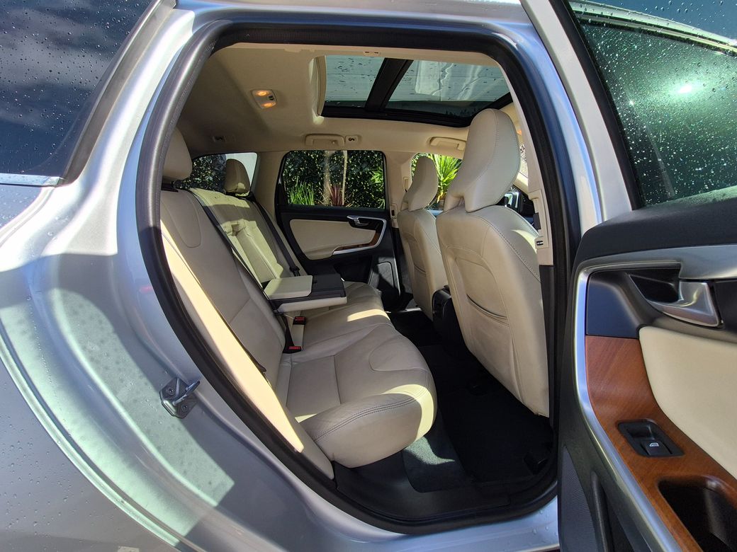 2017 Volvo XC60
