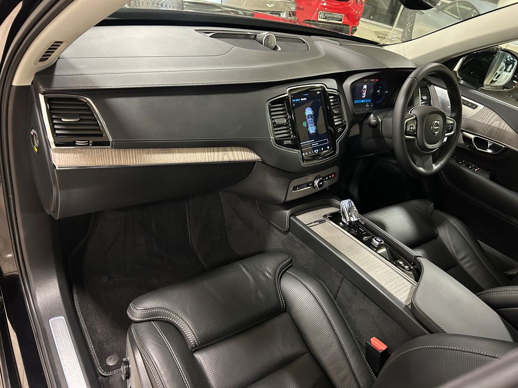 2022 Volvo XC90