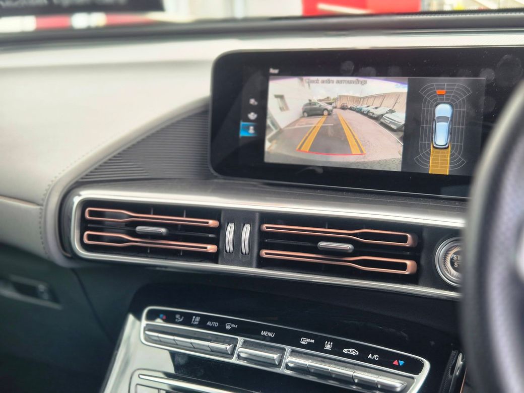 2024 Mercedes-Benz EQC