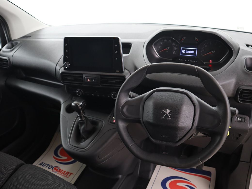 2023 Peugeot Partner