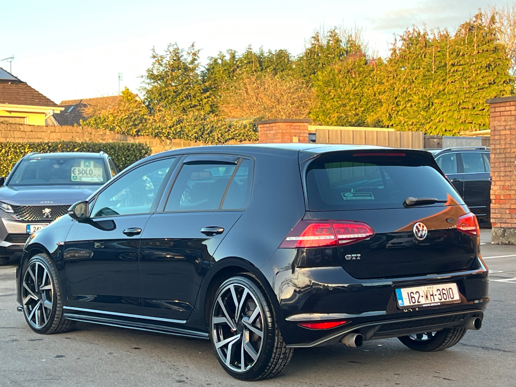 2016 Volkswagen Golf