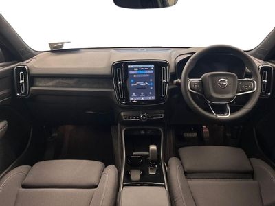 2024 Volvo XC40