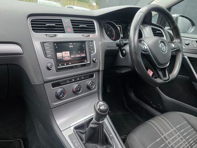 2016 Volkswagen Golf