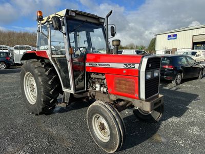 1990 Massey Ferguson 362
