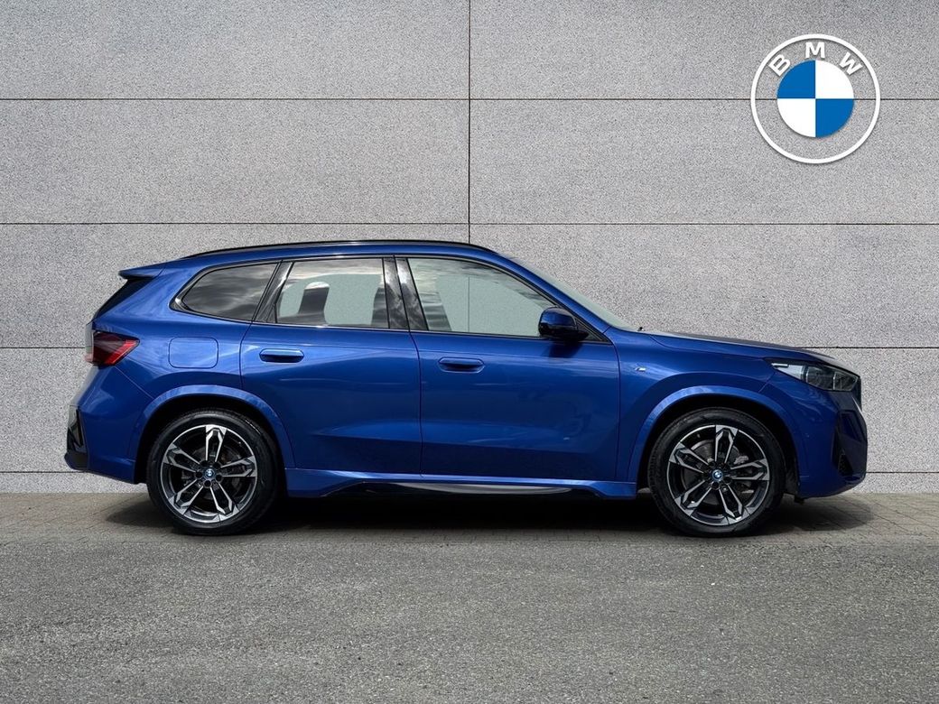 2023 BMW iX1