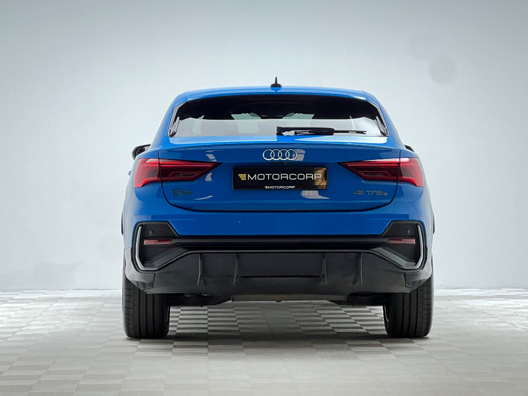 2022 Audi Q3