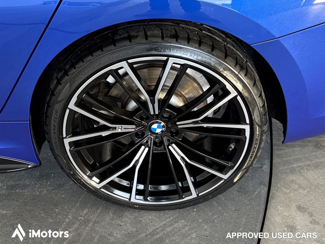 2021 BMW 330
