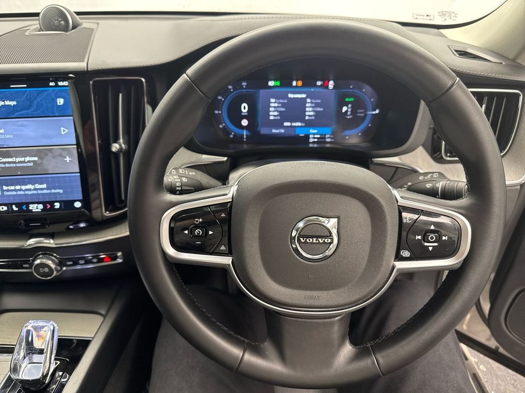 2025 Volvo XC60