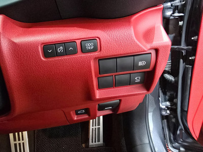 2021 Lexus IS 300h