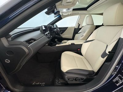 2023 Lexus ES 300h