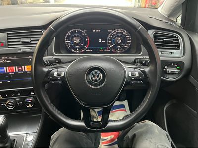2019 Volkswagen Golf