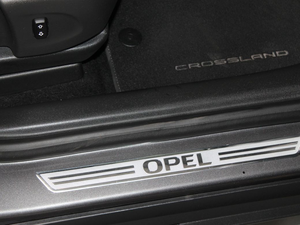 2023 Opel Crossland X