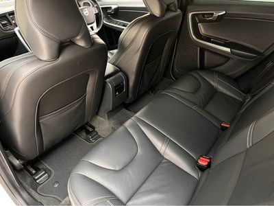 2016 Volvo V60