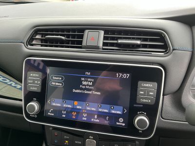 2025 Nissan Leaf