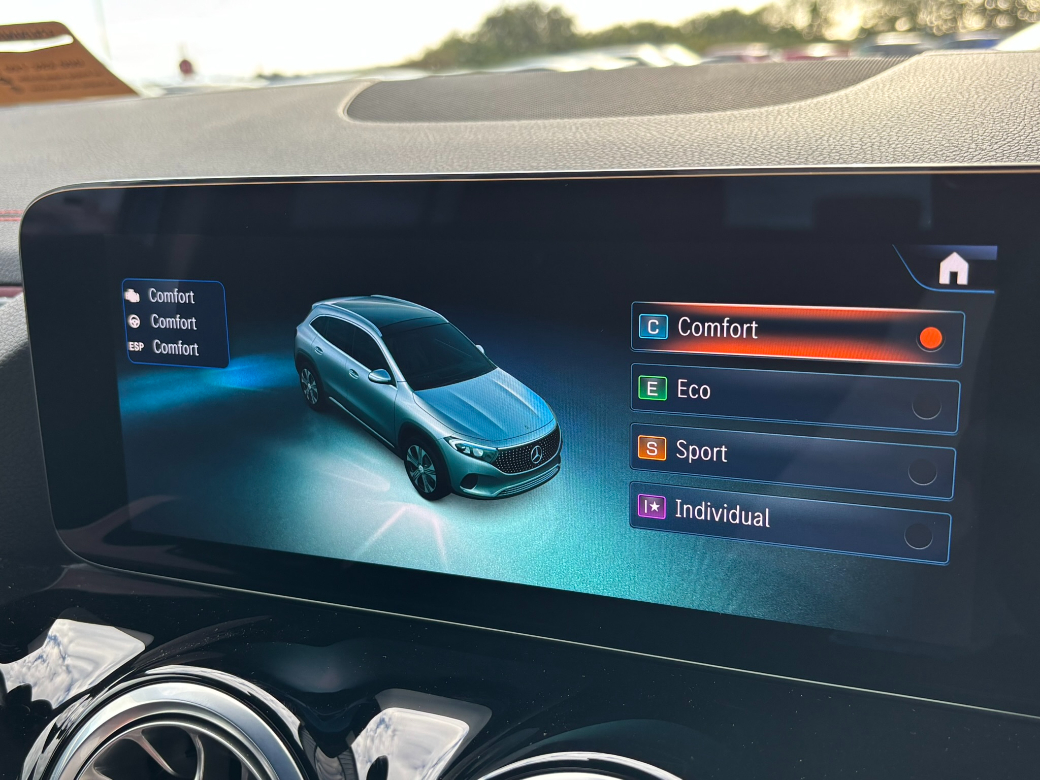 2025 Mercedes-Benz EQA