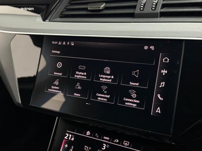 2023 Audi Q8 e-tron