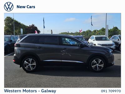 2023 Peugeot 5008