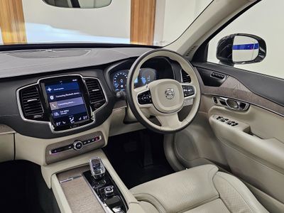 2022 Volvo XC90