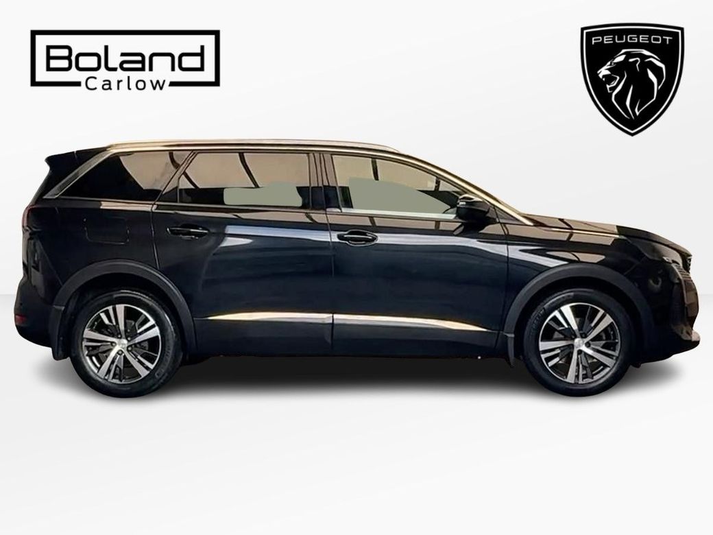 2024 Peugeot 5008