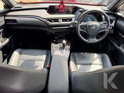 2023 Lexus UX 250H