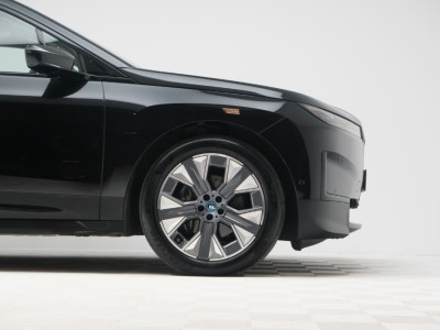 2024 BMW iX